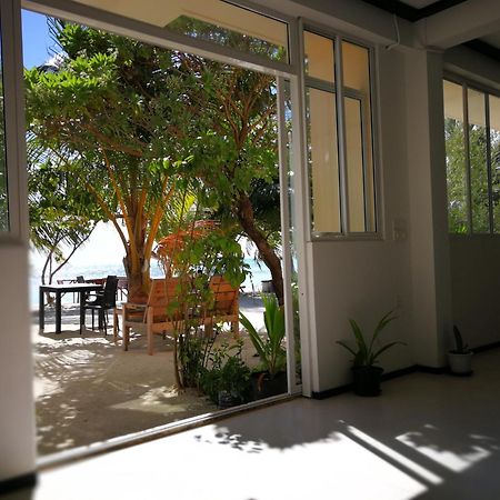 Crown Beach Hotel-Private Bikini Beach Диффуши Экстерьер фото