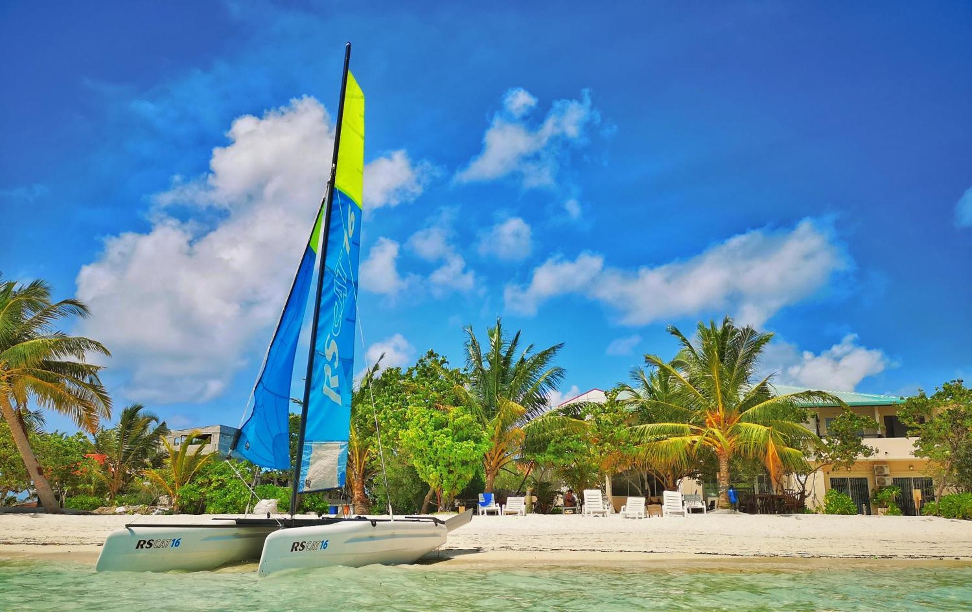 Crown Beach Hotel-Private Bikini Beach Диффуши Экстерьер фото
