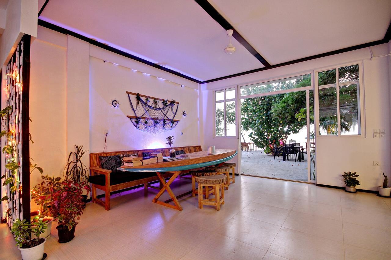 Crown Beach Hotel-Private Bikini Beach Диффуши Экстерьер фото