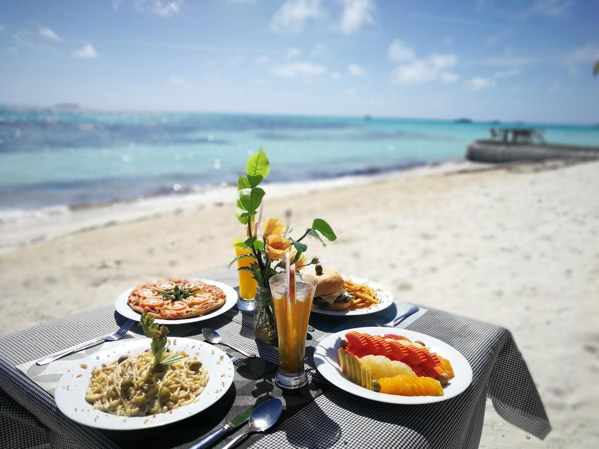 Crown Beach Hotel-Private Bikini Beach Диффуши Экстерьер фото